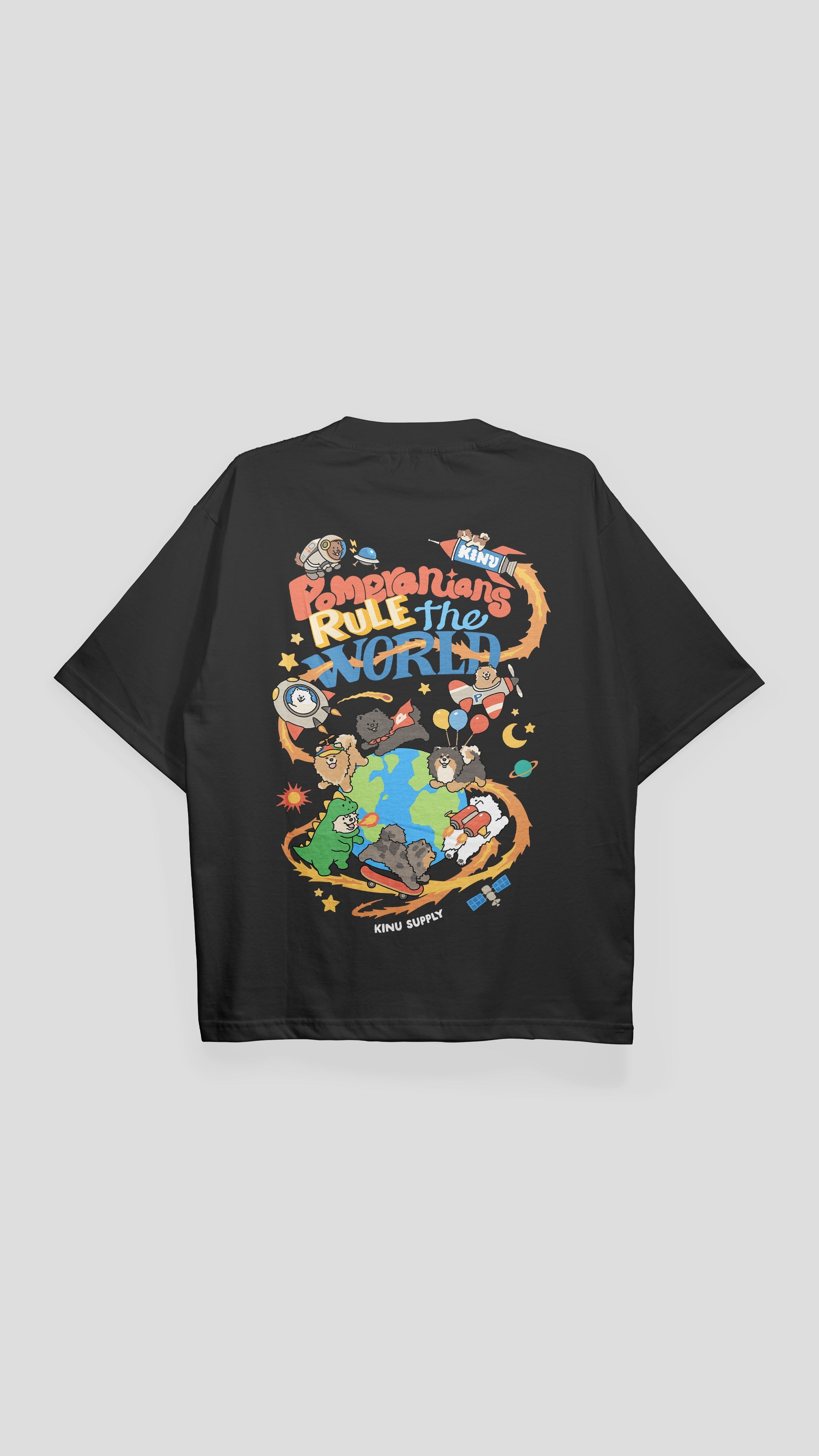 Pomeranians Rule the World Club T-shirt