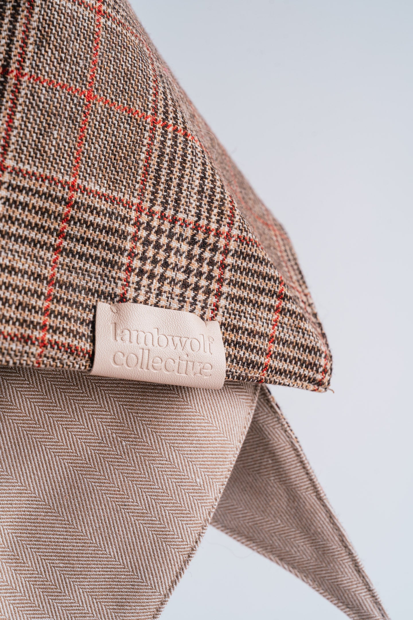 Lambwolf Bandana - Dover